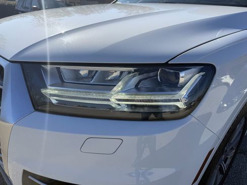 Used 2018 Audi Q7 3.0T Prestige image 15