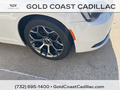 Used 2018 Chrysler 300 S image 6