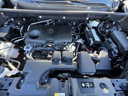 Used 2024 Toyota RAV4 Adventure image 25