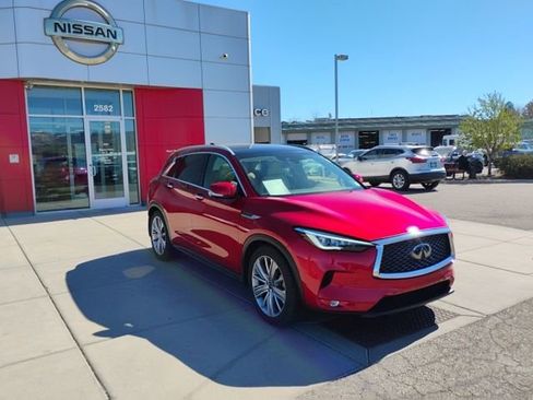 Used 2020 INFINITI QX50 Sensory w/ Proactive Package image 3