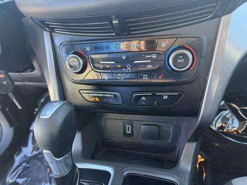Used 2017 Ford Escape SE w/ Equipment Group 201A image 12