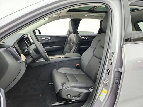 New 2026 Volvo XC60 B5 Ultra w/ Climate Package AWD/4WD image 29