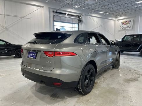 Used 2020 Jaguar F-PACE Premium image 6
