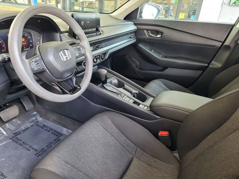 Used 2023 Honda Accord LX image 13