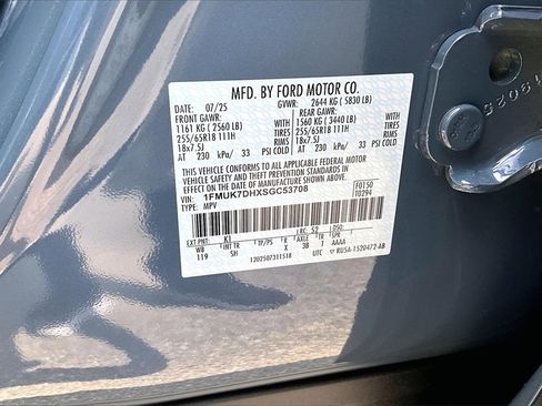 New 2025 Ford Explorer Active w/ Active Comfort Package image 11