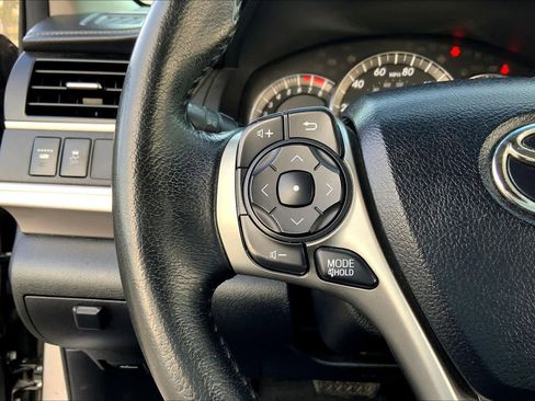 Used 2013 Toyota Camry SE image 23