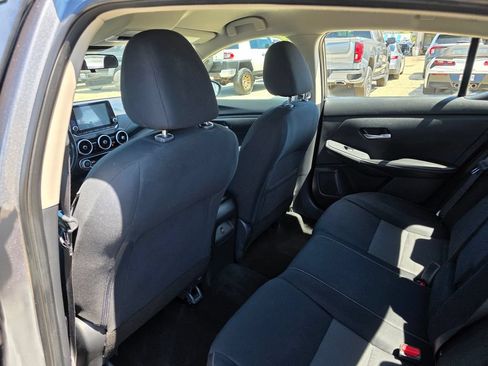 Used 2020 Nissan Sentra SV FWD image 28