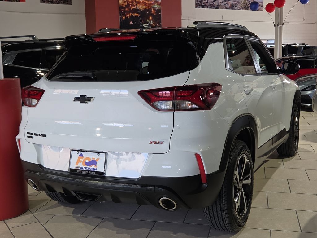 Used 2023 Chevrolet TrailBlazer RS AWD/4WD image 3