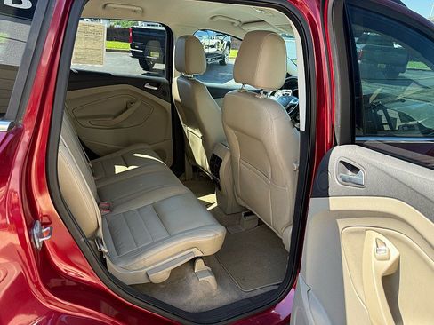 Used 2014 Ford Escape SE w/ Equipment Group 201A FWD image 17