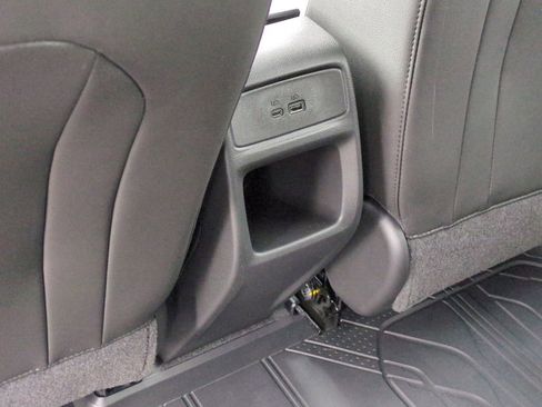 New 2026 Chevrolet Trax LT w/ Driver Confidence Package FWD image 31