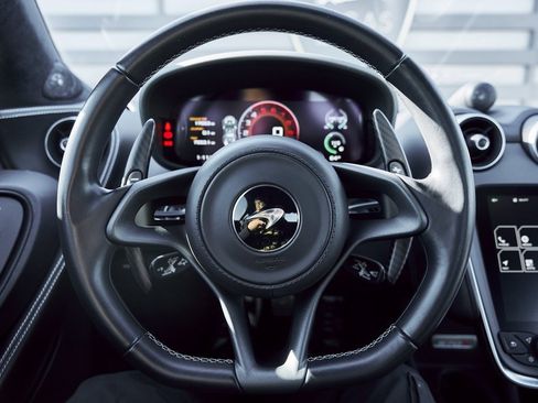 Used 2020 McLaren 570S Coupe image 46