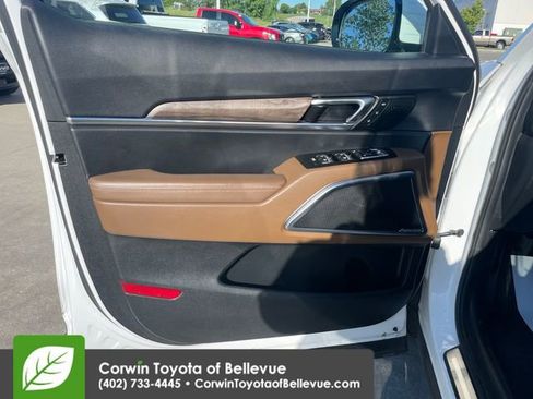 Used 2020 Kia Telluride SX w/ SX Prestige Package AWD/4WD image 18