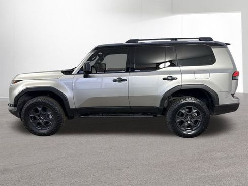 Used 2025 Lexus GX 550 image 33