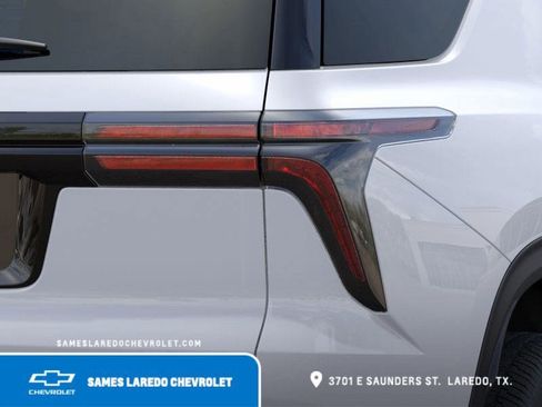 New 2026 Chevrolet Traverse LT w/ Driver Confidence Package image 11