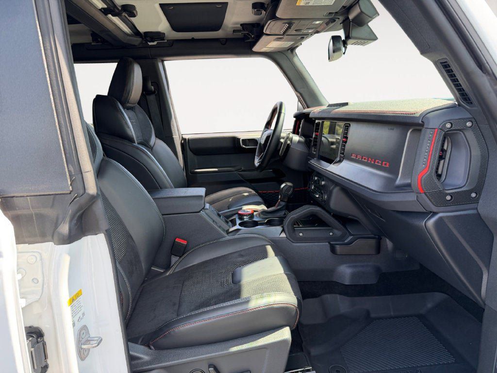 Used 2025 Ford Bronco Raptor AWD/4WD image 25