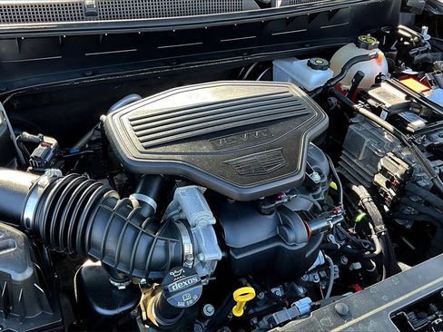 Certified 2023 Cadillac XT6 Sport w/ Platinum Package image 29