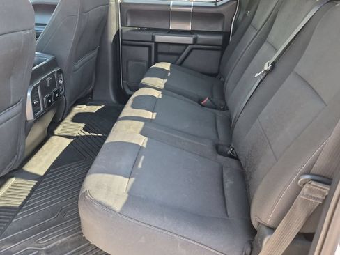 Used 2018 Ford F150 XLT w/ Equipment Group 302A Luxury AWD/4WD image 19
