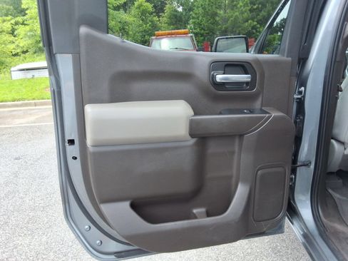 Certified 2020 Chevrolet Silverado 1500 LT w/ Convenience Package RWD image 16