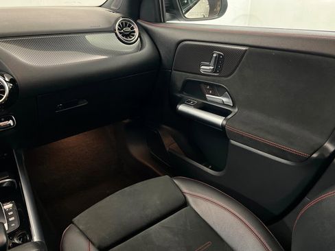 Used 2023 Mercedes-Benz GLA 250 image 10