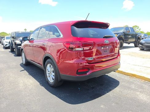 Used 2019 Kia Sorento FWD image 12