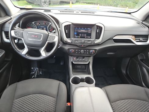 Used 2020 GMC Terrain SLE w/ Driver Convenience Package image 17