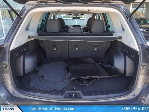 Used 2022 Subaru Forester Premium image 29