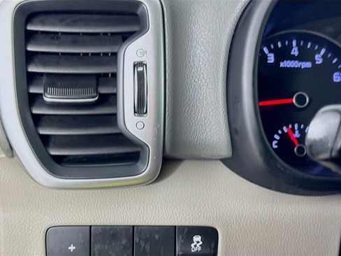 Used 2017 Kia Sportage LX w/ LX Popular Package image 12