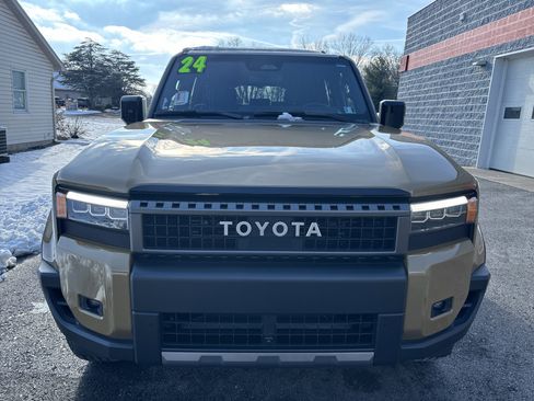 Used 2024 Toyota Land Cruiser Base image 9
