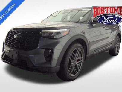 Used 2025 Ford Explorer ST-Line w/ ST-Line Street Pack