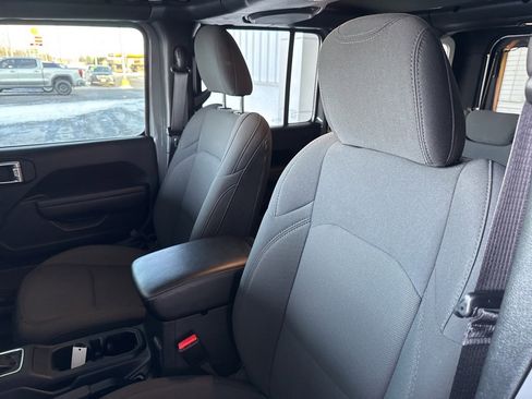 Used 2023 Jeep Wrangler Altitude image 20