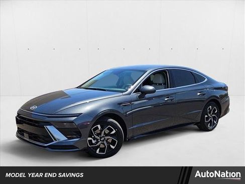 New 2025 Hyundai Sonata SEL image 1