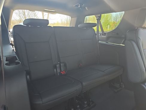 New 2026 GMC Yukon XL Denali w/ Denali Reserve Package AWD/4WD image 12