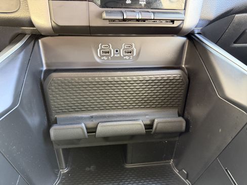 Used 2023 RAM 1500 Big Horn AWD/4WD image 44
