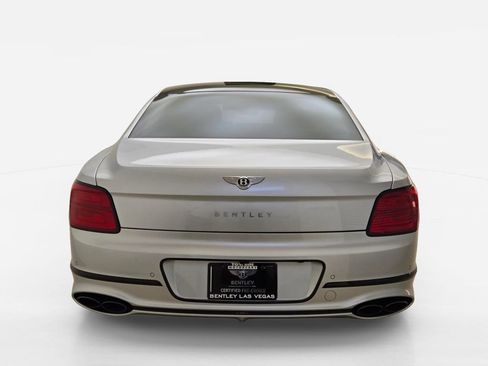 Used 2021 Bentley Flying Spur V8 AWD/4WD image 13