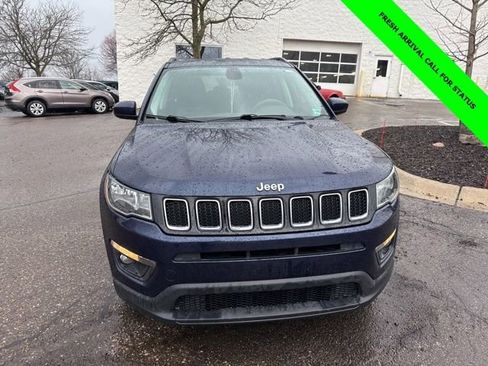 Used 2018 Jeep Compass Latitude w/ Cold Weather Group image 15