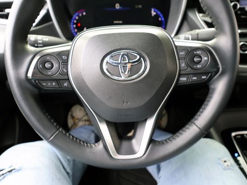 Used 2020 Toyota Corolla XSE image 50