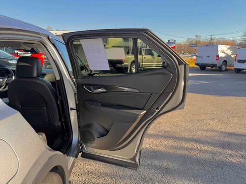 Used 2023 Buick Envision Essence image 19