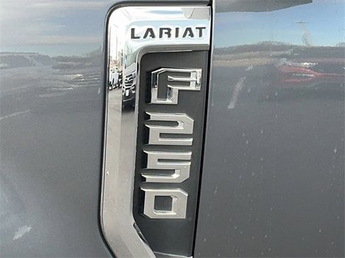 Used 2022 Ford F250 Lariat w/ Tremor Off-Road Package image 10