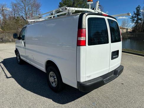 Used 2012 Chevrolet Express 2500 image 5