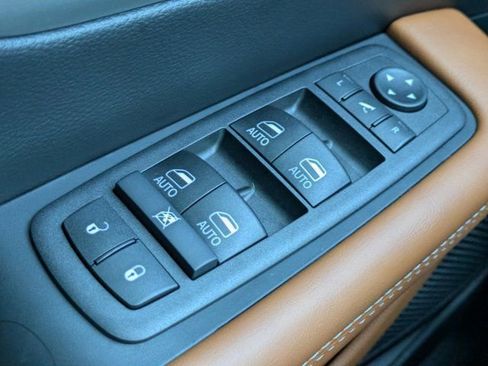 New 2026 Chrysler Pacifica Pinnacle image 20