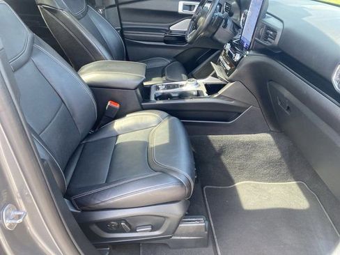Used 2021 Ford Explorer ST w/ Equipment Group 401A AWD/4WD image 21