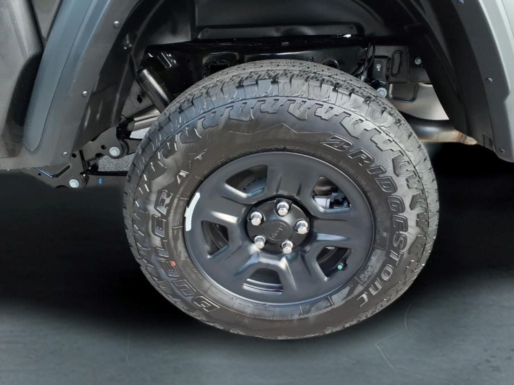 New 2026 Jeep Gladiator Sport AWD/4WD image 10