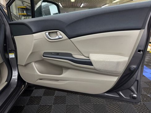 Used 2012 Honda Civic LX image 5