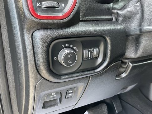 Used 2019 RAM 1500 Rebel image 10