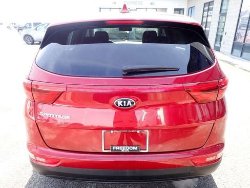Used 2019 Kia Sportage LX image 5