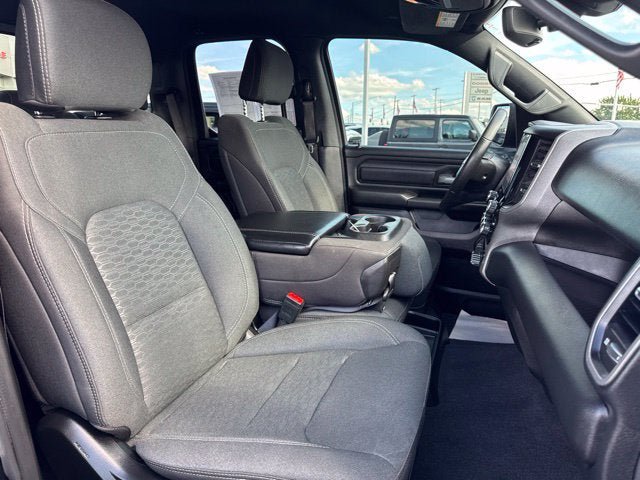 Used 2025 RAM 1500 Tradesman w/ Night Edition AWD/4WD image 27