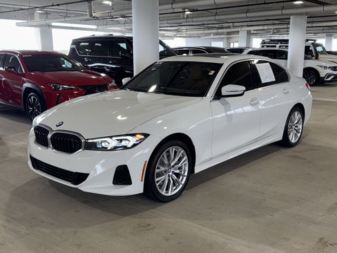Certified 2024 BMW 330i Sedan w/ Convenience Package image 4