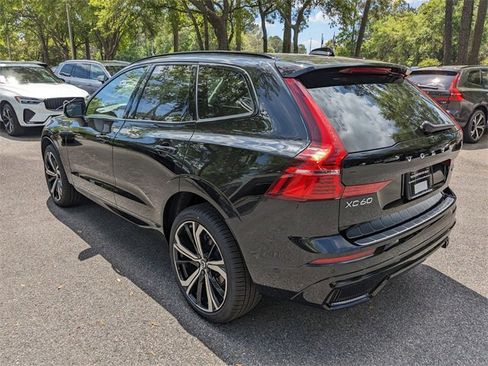 New 2025 Volvo XC60 B5 Ultra w/ Climate Package image 6