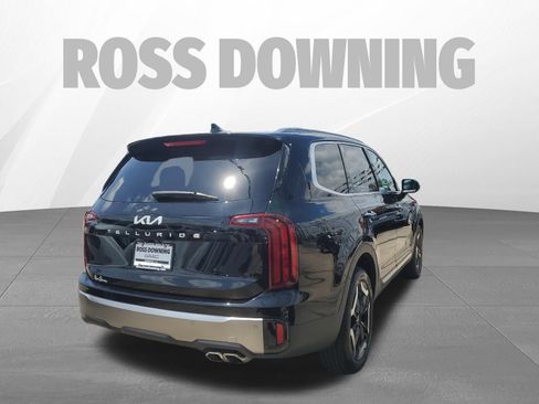 Used 2025 Kia Telluride S FWD image 4