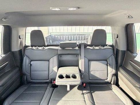 Certified 2023 GMC Sierra 1500 SLT w/ SLT Premium Package AWD/4WD image 38